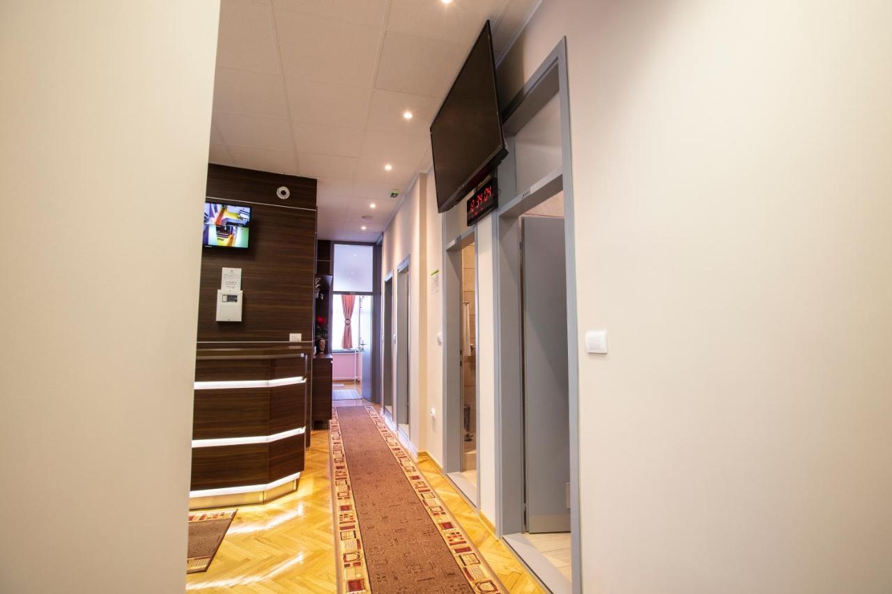 Hostel amd Belgrado Buitenkant foto